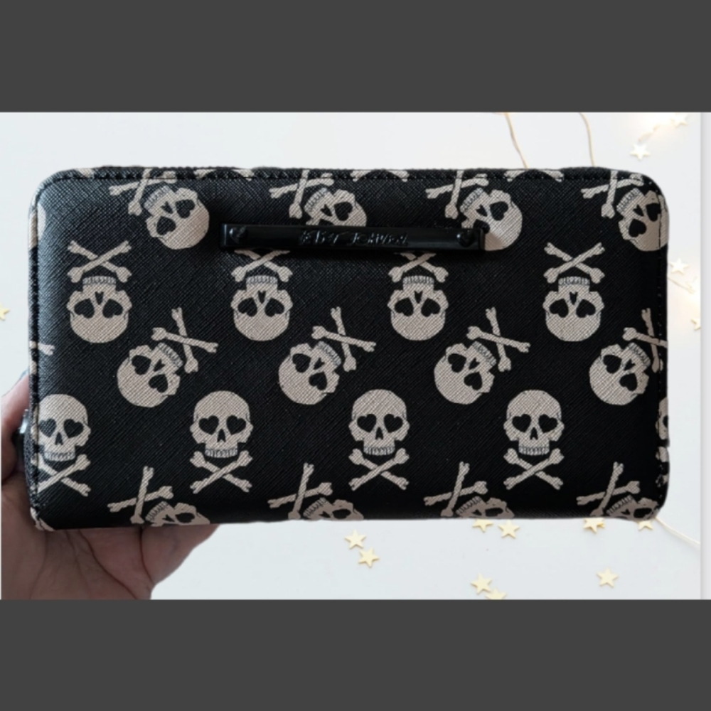 Betsey Johnson Skull Wallet